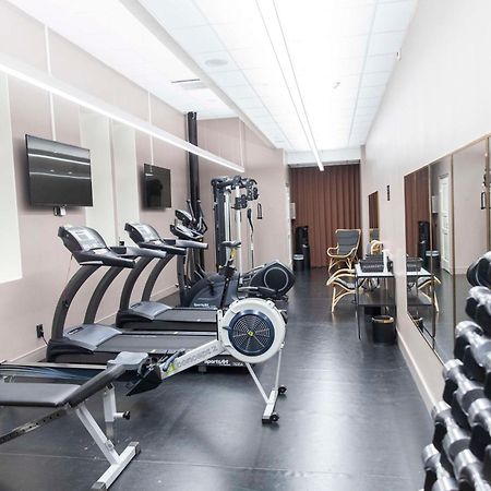 เรดิสัน คอลเลคชั่น สแตรนด์ โฮเต็ล สต็อกโฮล์ม Hotel ภายนอก รูปภาพ The gym at the London Boat Project