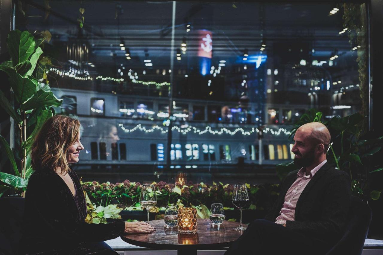 เรดิสัน คอลเลคชั่น สแตรนด์ โฮเต็ล สต็อกโฮล์ม Hotel ภายนอก รูปภาพ The Green Room at The Ivy Collection